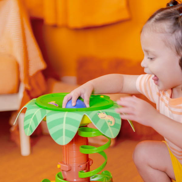Bright Starts - Jucarie tropicala, Twirl™ Ball Play Toy