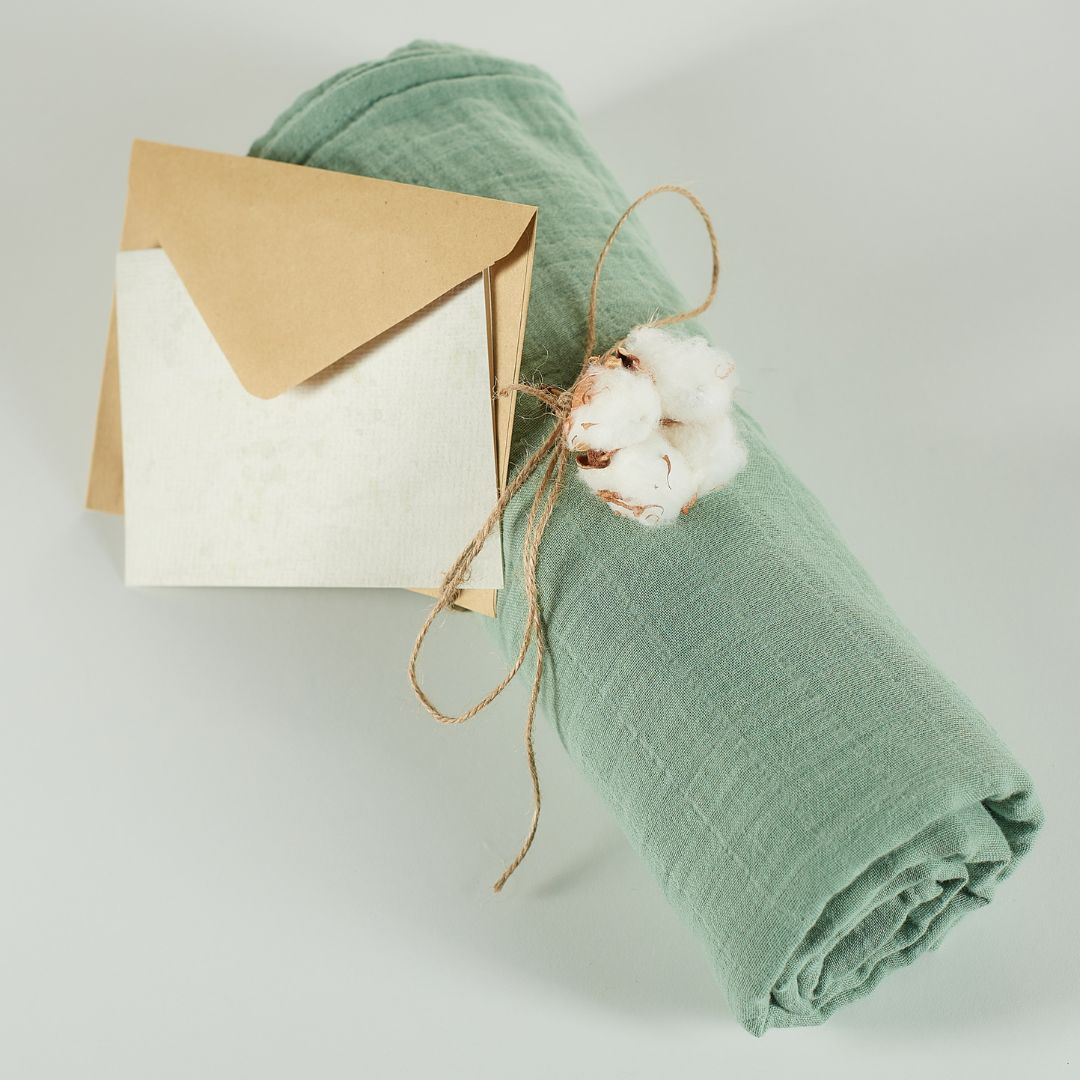 Muselina multifunctionala din bumbac 100% organic, ONINO HUG.me, Serene Green, x1 bucata, 120 x 120 cm, certificata GOTS