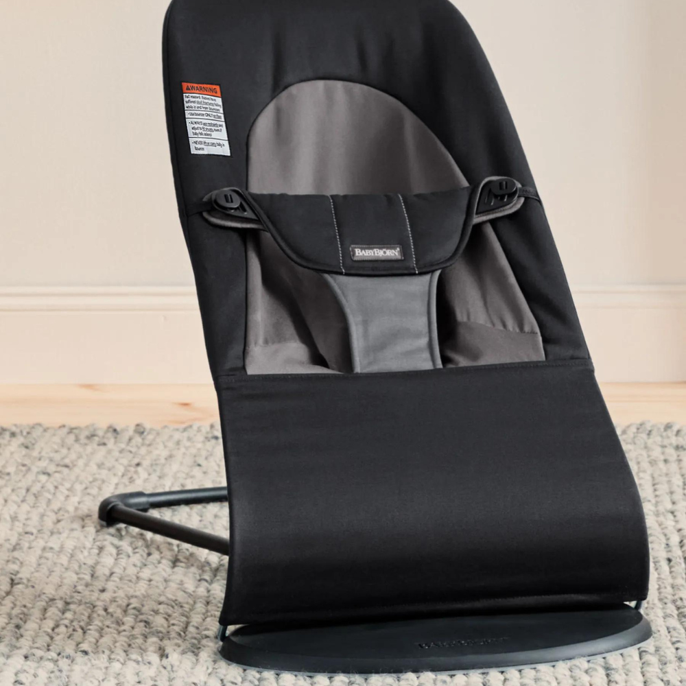 Balansoar din tesatura pentru copii Baby Bjorn Balance Soft, Black/ Dark Gray