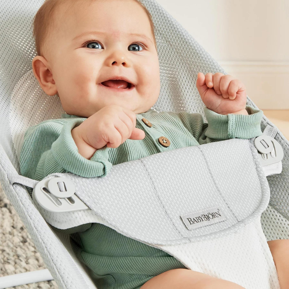 Balansoar din mesh pentru copii Baby Bjorn Balance Soft, Silver/ White