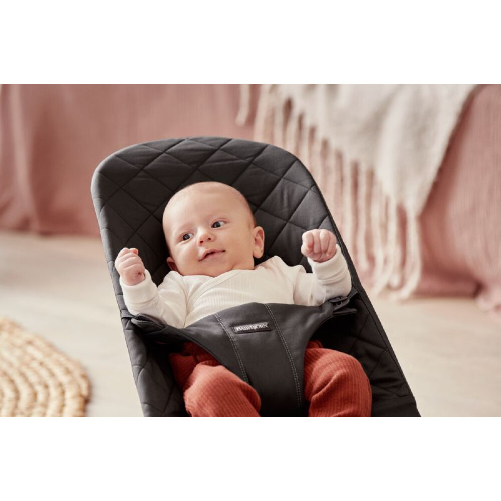 Balansoar din tesatura matlasata cu aspect Clasic pentru copii Baby Bjorn Balance Bliss, Black