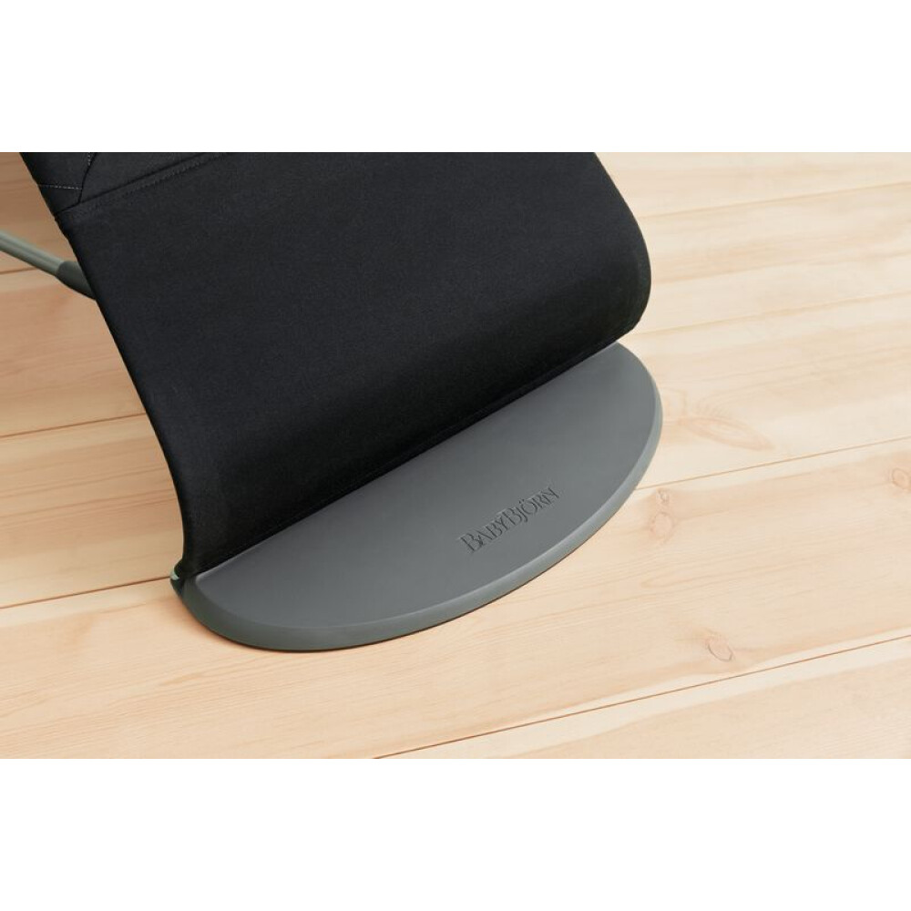 Balansoar din tesatura matlasata cu aspect Clasic pentru copii Baby Bjorn Balance Bliss, Black