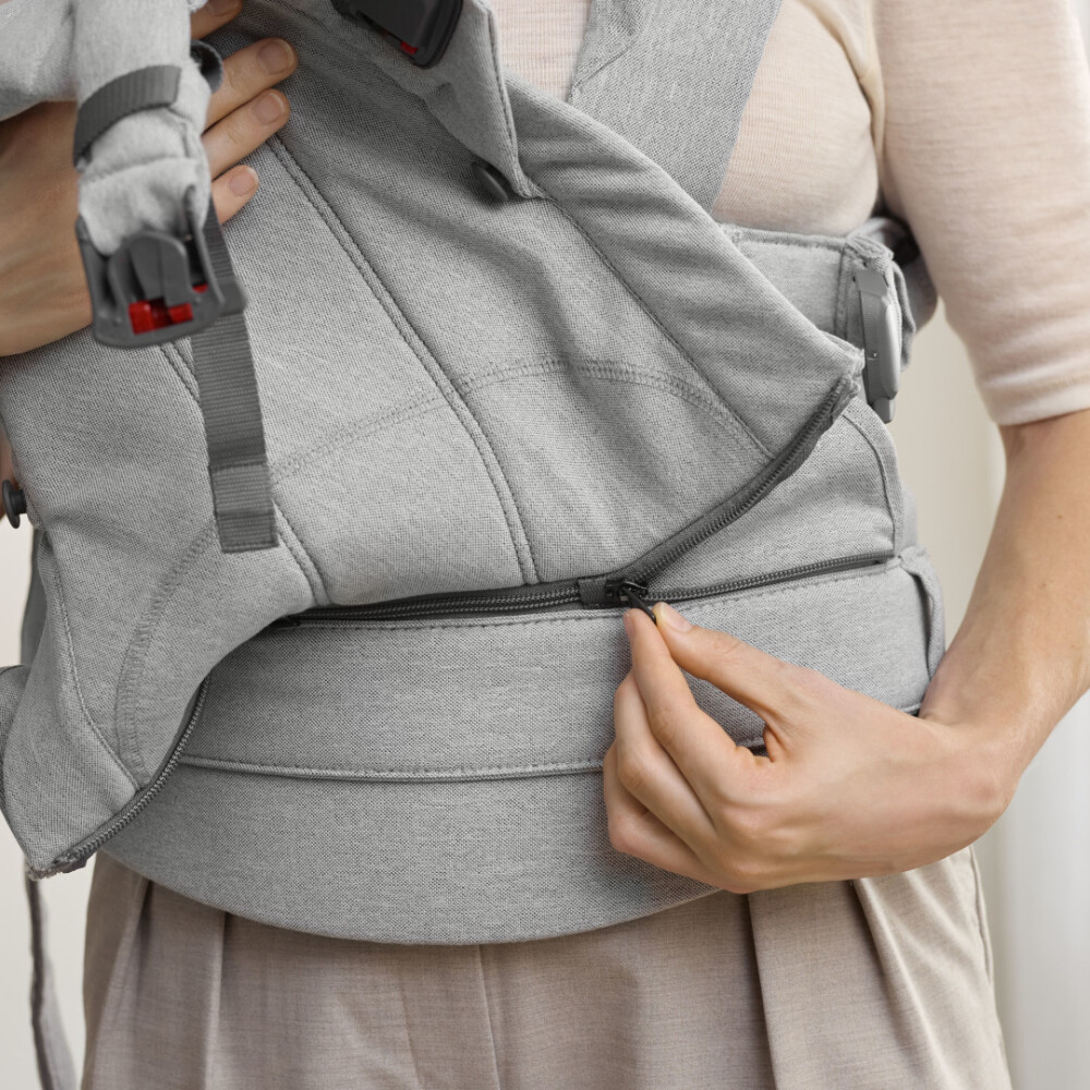 Marsupiu anatomic BabyBjorn cu multiple pozitii de purtare colectia Harmony, tesatura melange, Light Grey