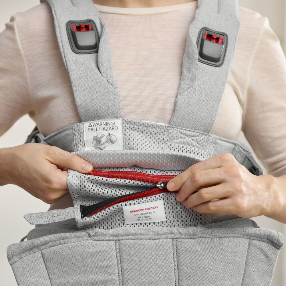 Marsupiu anatomic BabyBjorn cu multiple pozitii de purtare colectia Harmony, tesatura melange, Light Grey