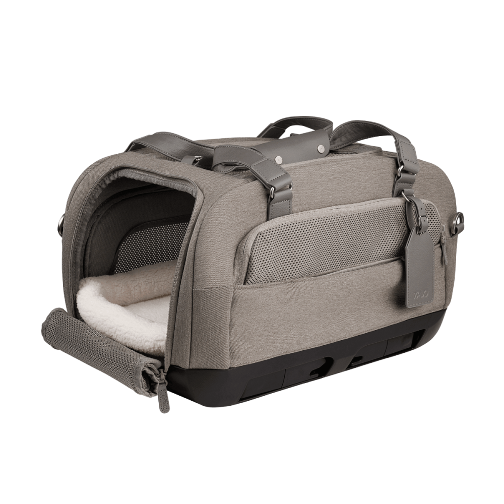 Sistem de transport si protectie Avion/Auto pentru Animale de Companie tip geanta Tavo Dupree II cu sistem de prindere Isofix, Merle