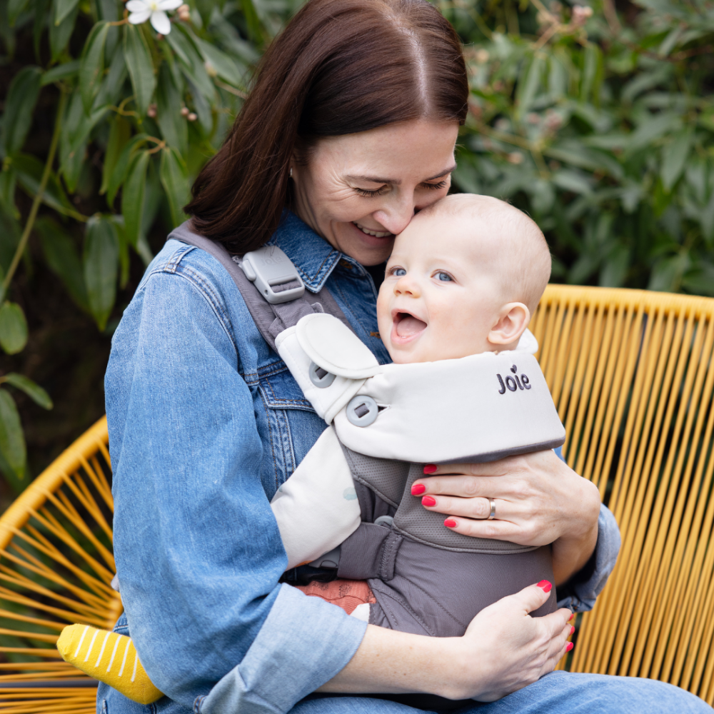 Marsupiu ergonomic 3 in 1 pentru bebelusi Joie Savvy Lite Mineral