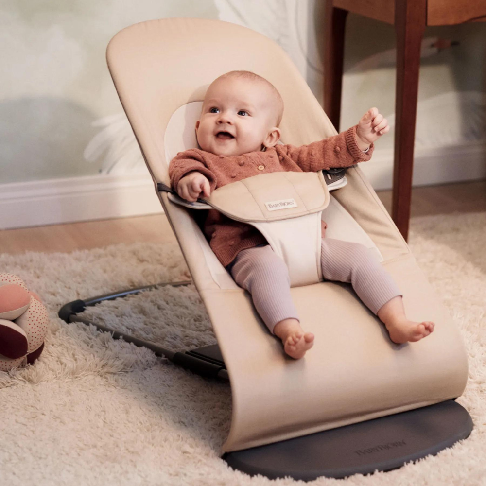 Balansoar din tesatura pentru copii Baby Bjorn balance soft, Khaki/Beige