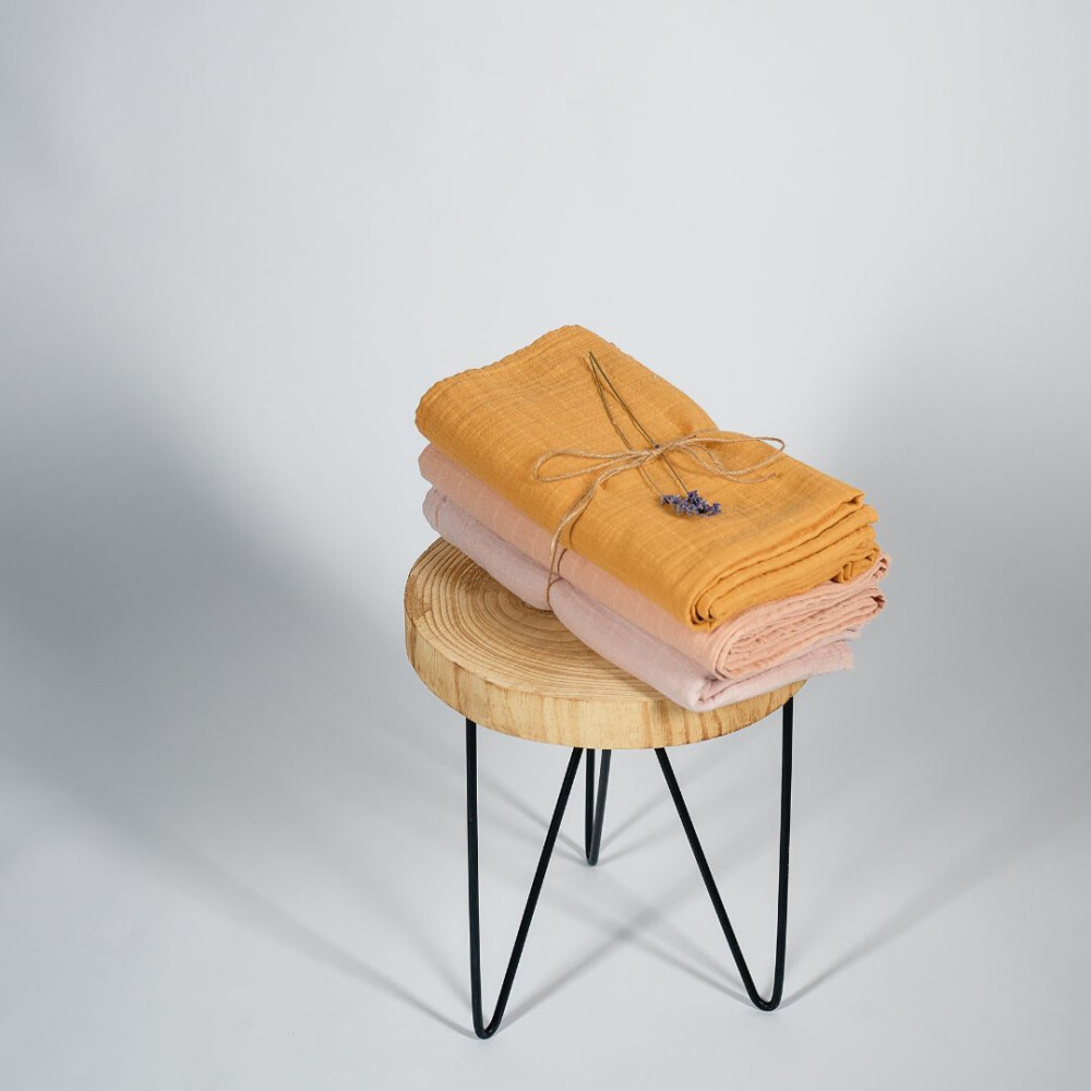 Muselina multifunctionala din bumbac 100% organic, ONINO HUG.me, Honey Gold, x1 bucata, 120 x 120 cm, certificata GOTS