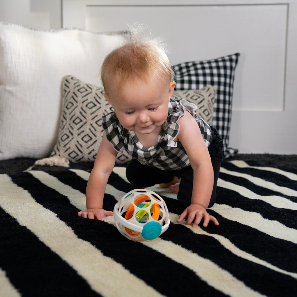 Minge zornaitoare Baby Einstein Oball Grip & Spin