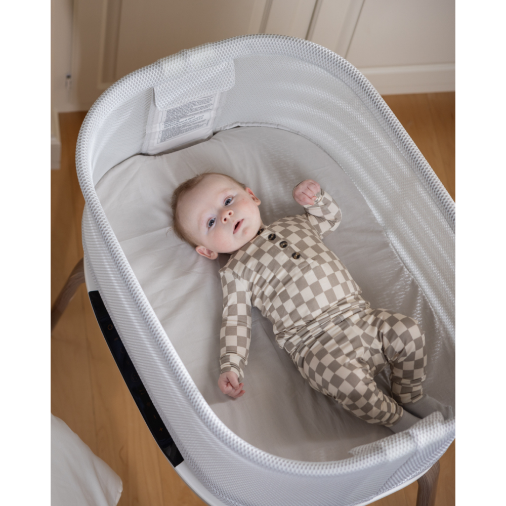 Patut co-sleeper Graco Eluma Nest Luna cu leganare automata si sistem inteligent de detectare a plansului
