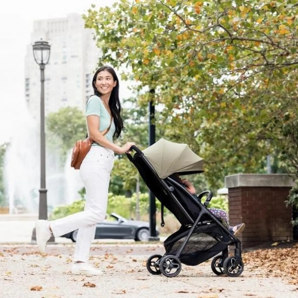 Carucior sport Graco Myavo Mulberry