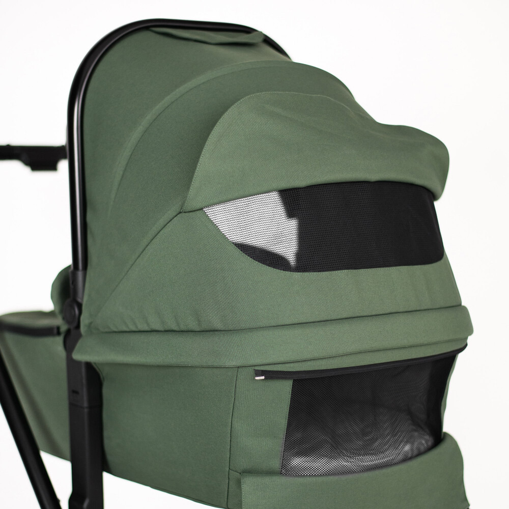 BabyGo - Carucior 3 in 1 Harmony Green cu maner reglabil pe inaltime, cadru Black