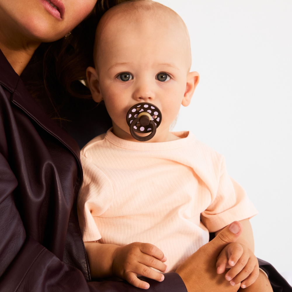 BIBS - Set 2 suzete Colour Studio Collection Polka Dots, tetina rotunda, 0 luni+