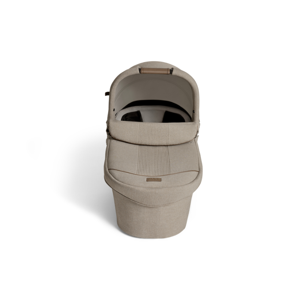 Landou Joie Ramble XL Signature, Sandstone (pentru carucioarele Finiti, Alore, Versatrax) Landou Joie Ramble XL Signature, Sandstone (pentru carucioarele Finiti, Alore, Versatrax)
