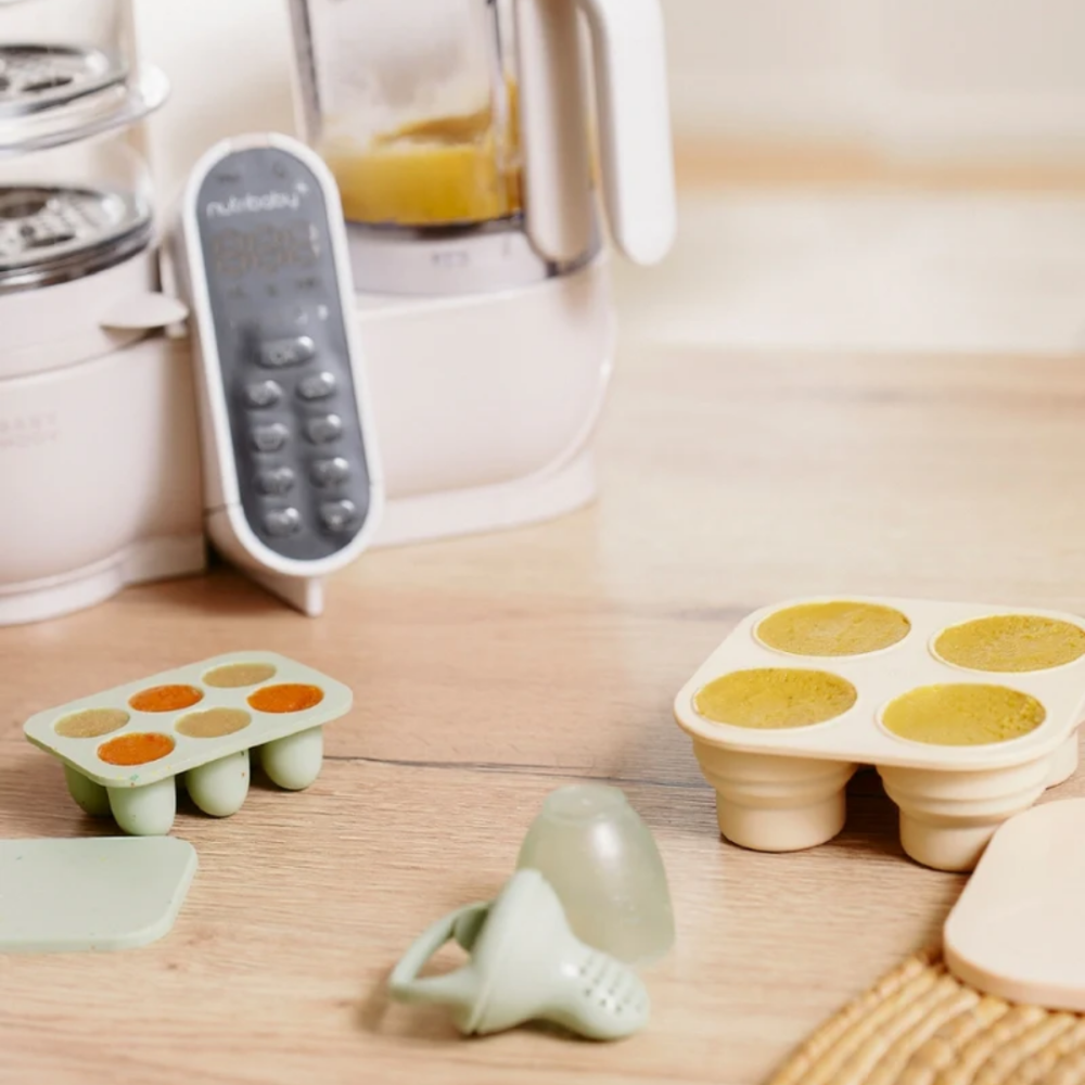 Set recipiente Babymoov din silicon si feeder pentru bebelusi