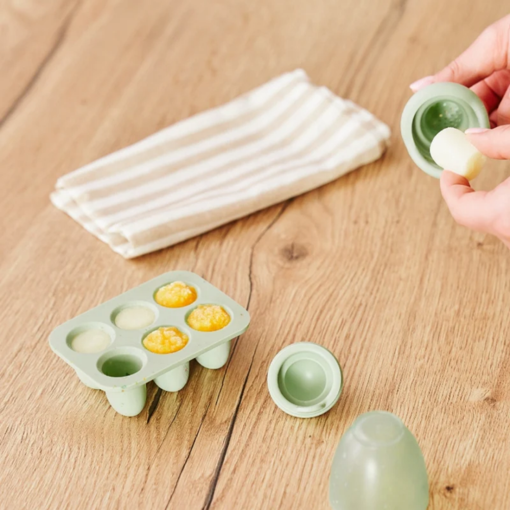 Set recipiente Babymoov din silicon si feeder pentru bebelusi