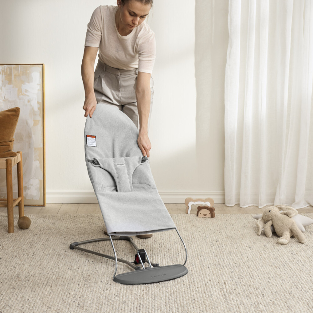Balansoar din tesatura melange cu aspect Clasic pentru copii Baby Bjorn Bliss, Light Grey
