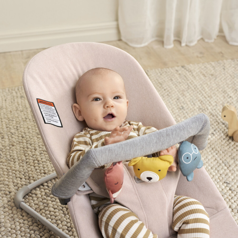 Balansoar din tesatura melange cu aspect Clasic pentru copii Baby Bjorn Bliss, Light Pink