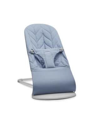 Balansoar din tesatura matlasata cu aspect delicat de petala pentru copii Baby Bjorn Bliss, Blue