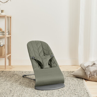 Balansoar BabyBjorn Bliss Dark Green cu aspect delicat de petala, tesatura matlasata