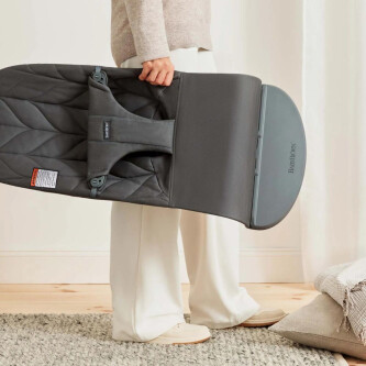 BabyBjorn - Balansoar Bliss Anthracite cu aspect delicat de petala, tesatura matlasata