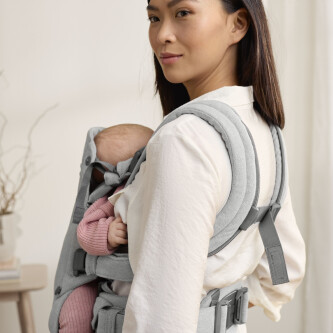 Marsupiu anatomic BabyBjorn cu multiple pozitii de purtare colectia Harmony, tesatura melange, Light Grey