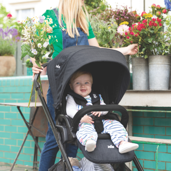 Carucior pentru copii multifunctional 3 in 1 Joie Chrome DLX Toffee (Carucior Chrome DLX + Landou Toffee + Scoica i-Snug Toffee)