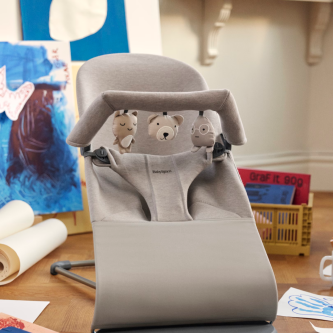 Bara de jucarii BabyBjorn Soft Toys Neutrals – pentru balansoarele Soft si Bliss