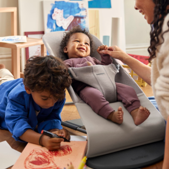 Balansoar BabyBjorn Bliss din material 3D Jersey, Sand Grey