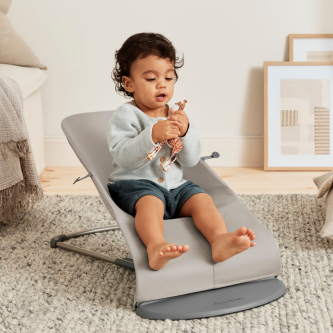 Balansoar BabyBjorn Bliss din material 3D Jersey, Sand Grey