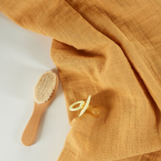 Muselina multifunctionala din bumbac 100% organic, ONINO HUG.me, Honey Gold, x1 bucata, 120 x 120 cm, certificata GOTS