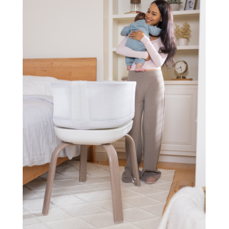 Patut co-sleeper Graco Eluma Nest Luna cu leganare automata si sistem inteligent de detectare a plansului